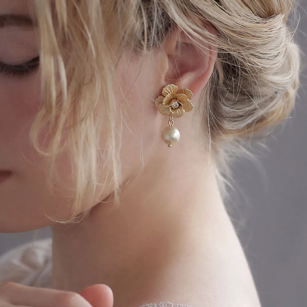 Flower Cotton Pearl Earrings
